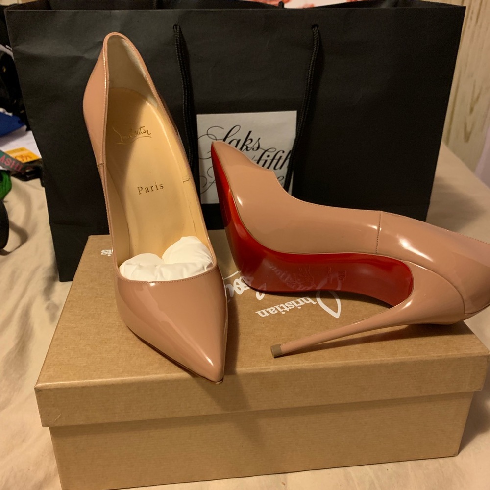 Christian Louboutin So Kate
